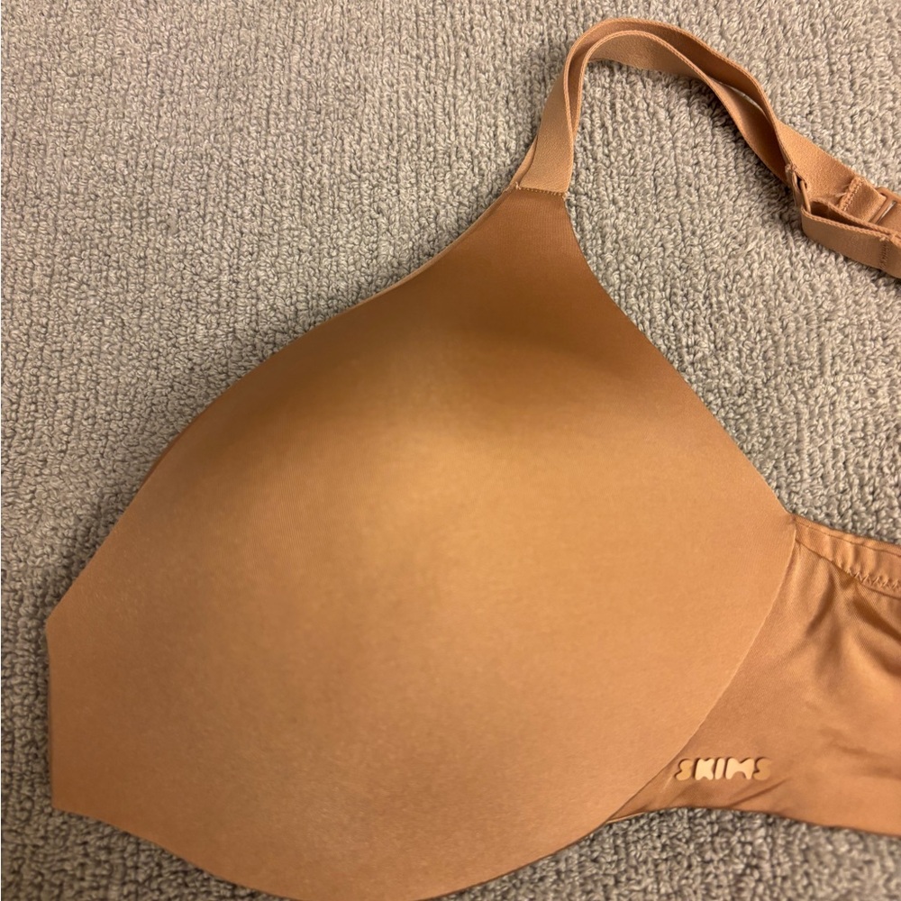 SKIMS Women's Tan Bra